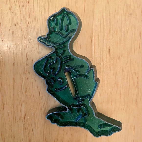 Vintage Donald Duck Cookie Cutter - Picture 1 of 2